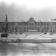 289 - Facciata vecchie Scuole Elementari di Sommacampagna su Piazza della Repubblica - con neve