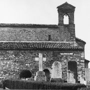 300 - Pieve di Sant'Andrea (vista laterale con antiche lapidi)