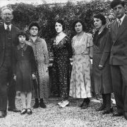 32 - Famiglia dell'impresario Adelino Tomelleri anno 1925 circa